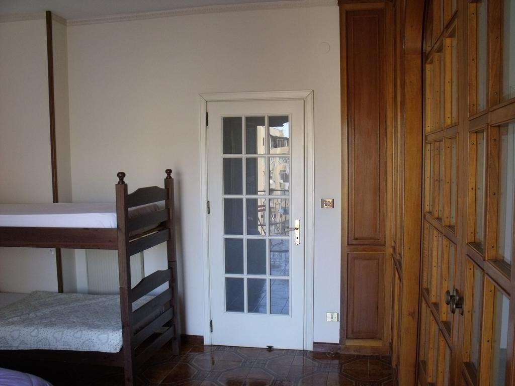 A Tre Passi Dal Centro Hotell Palermo Exteriör bild