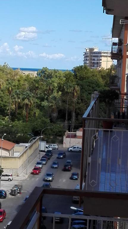 A Tre Passi Dal Centro Hotell Palermo Exteriör bild